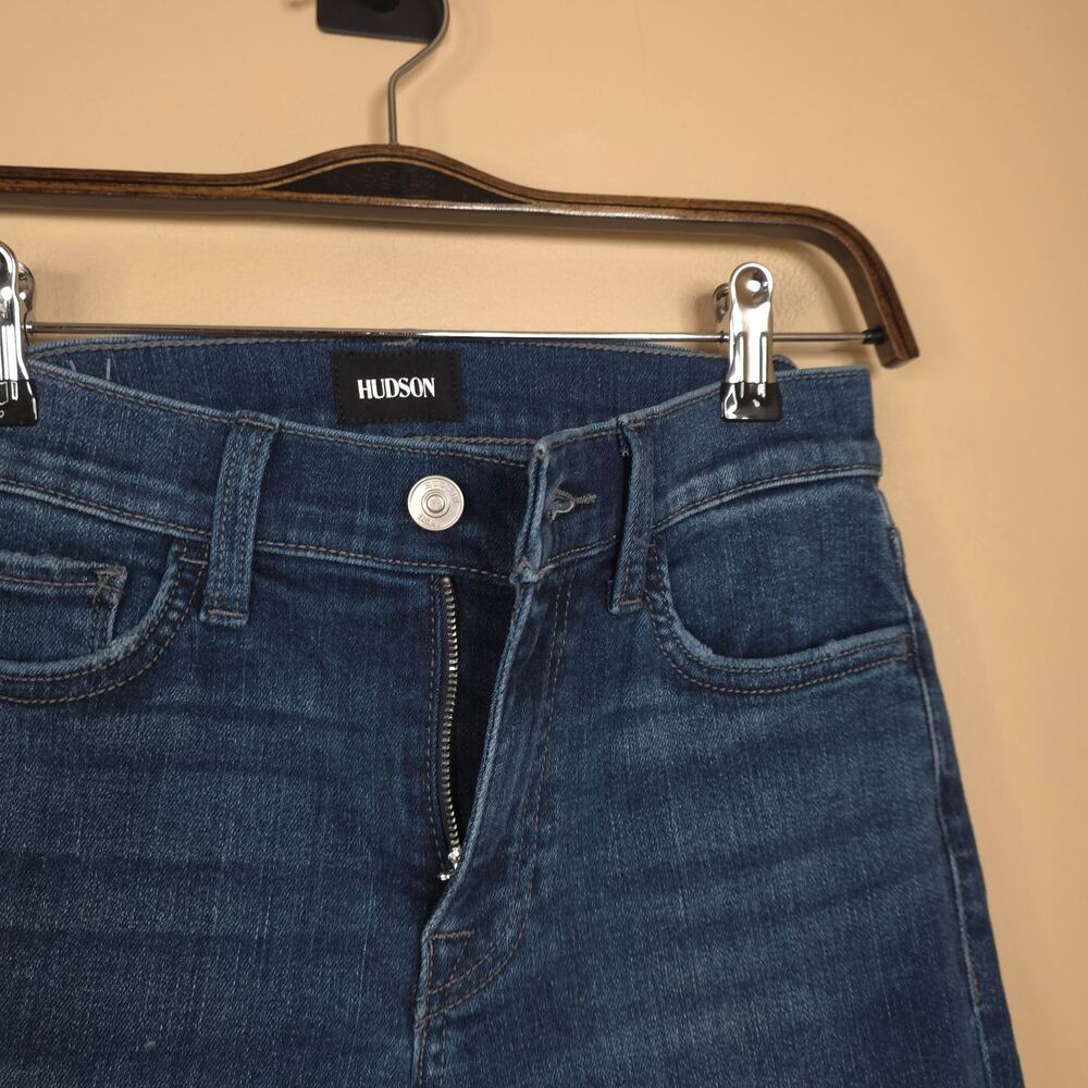 Hudson Mid-rise Amina Raw Hem Bermuda Short in Dark Wash Size 24 - Picture 8 of 12